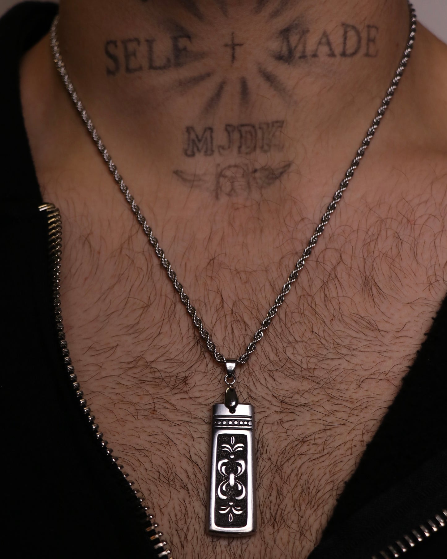 INFINITY ROSE CHAIN