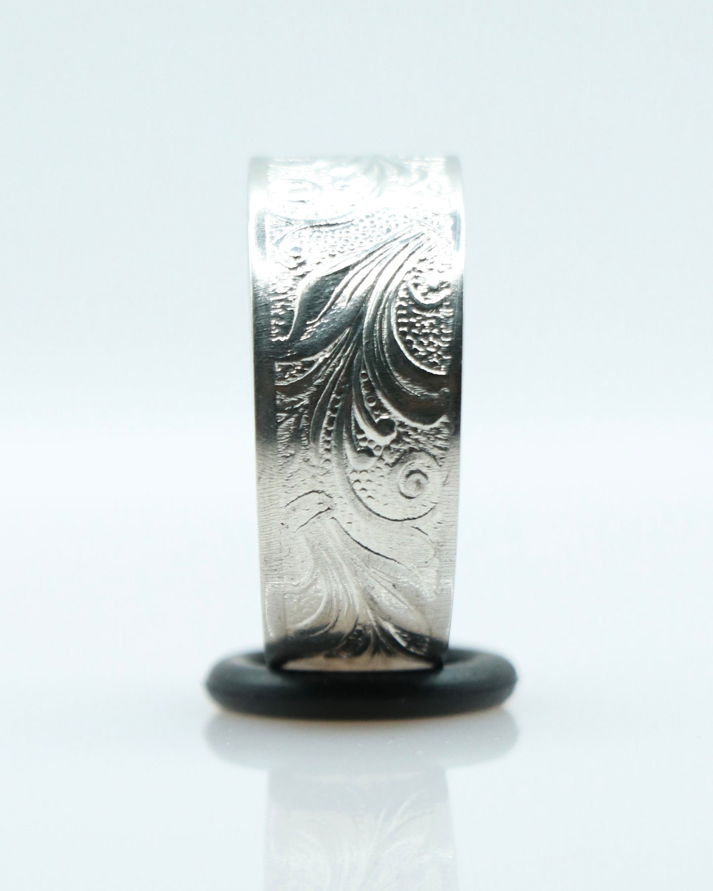 SILVER FLOW