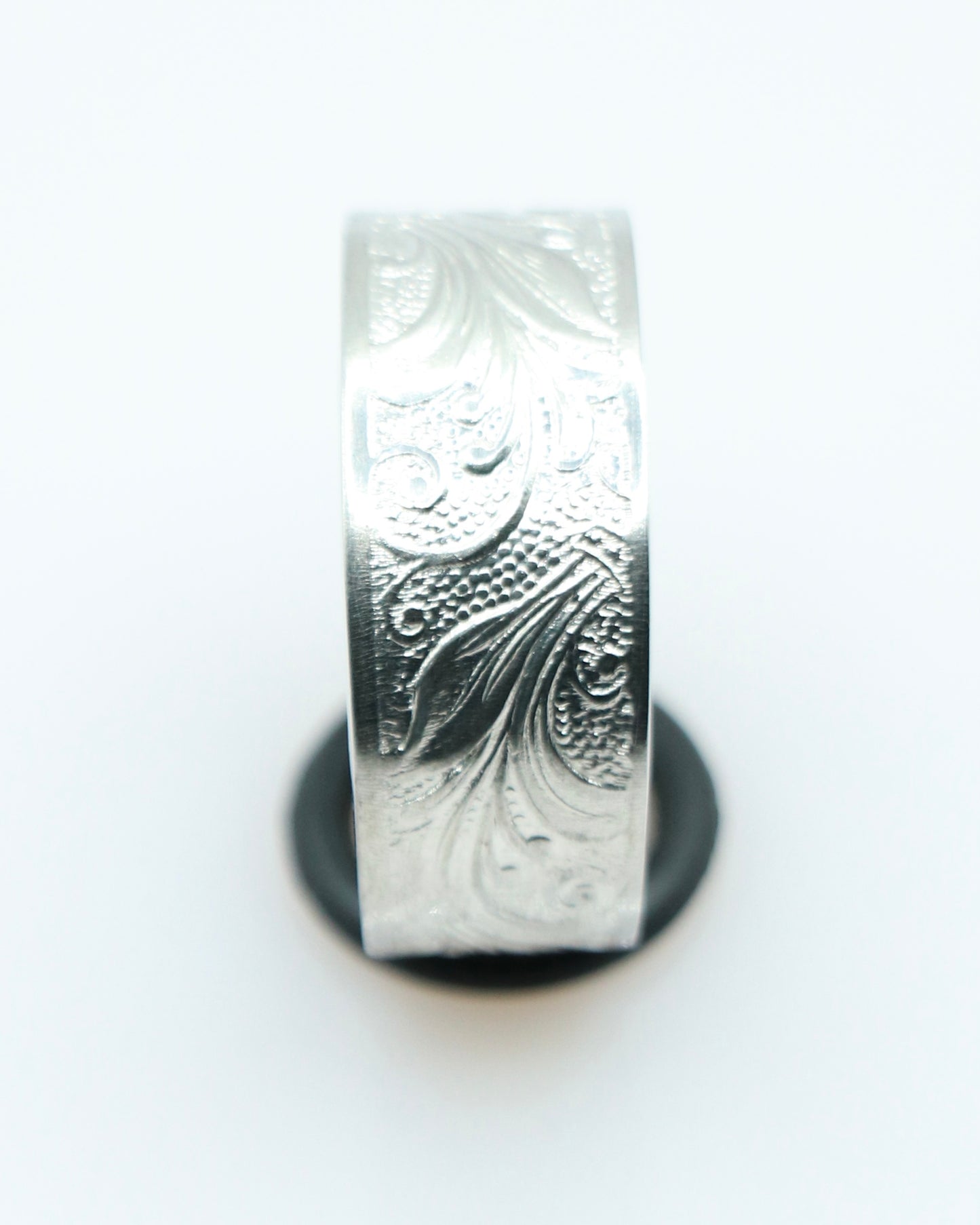 SILVER FLOW