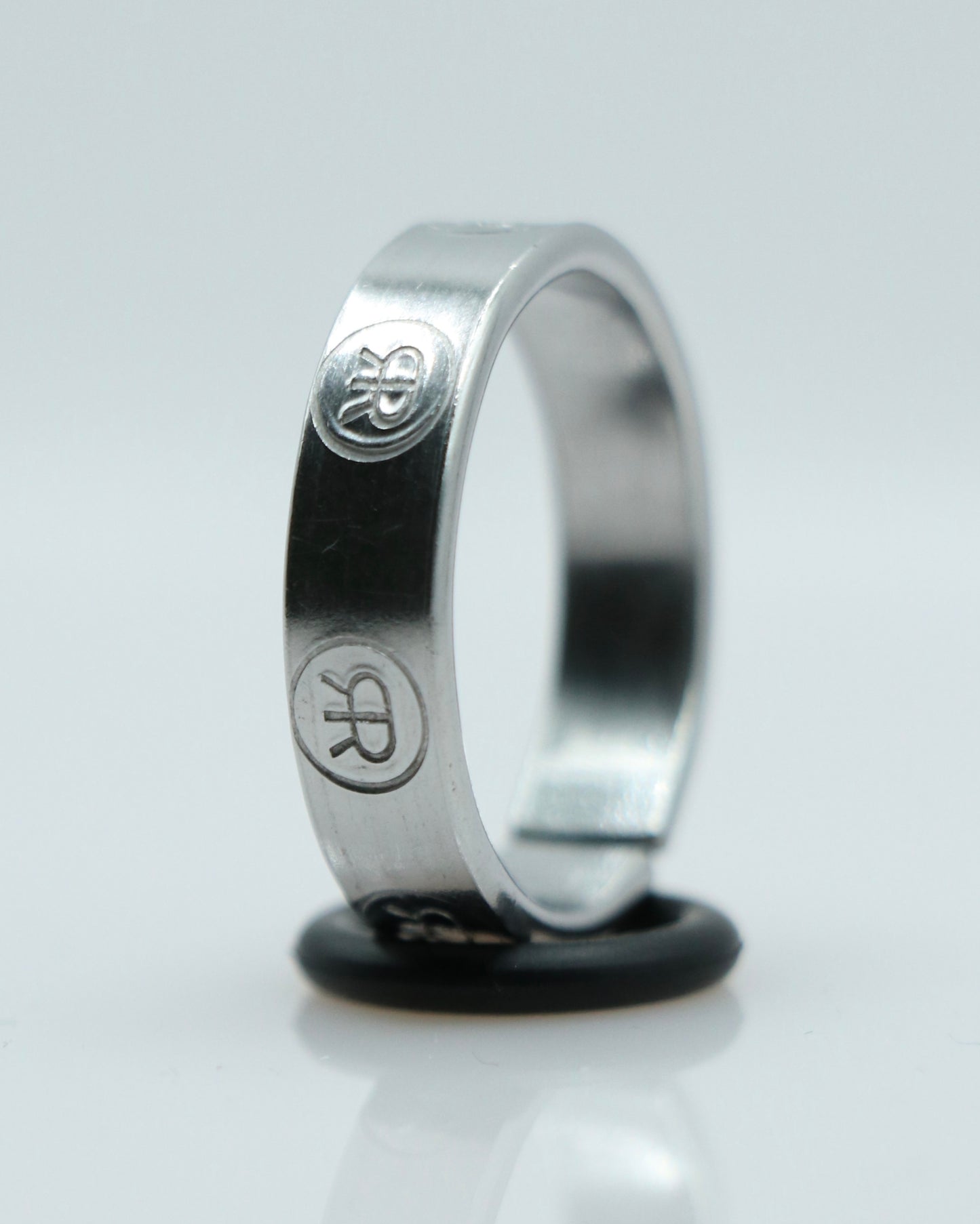 REALRINGS LOGO RING