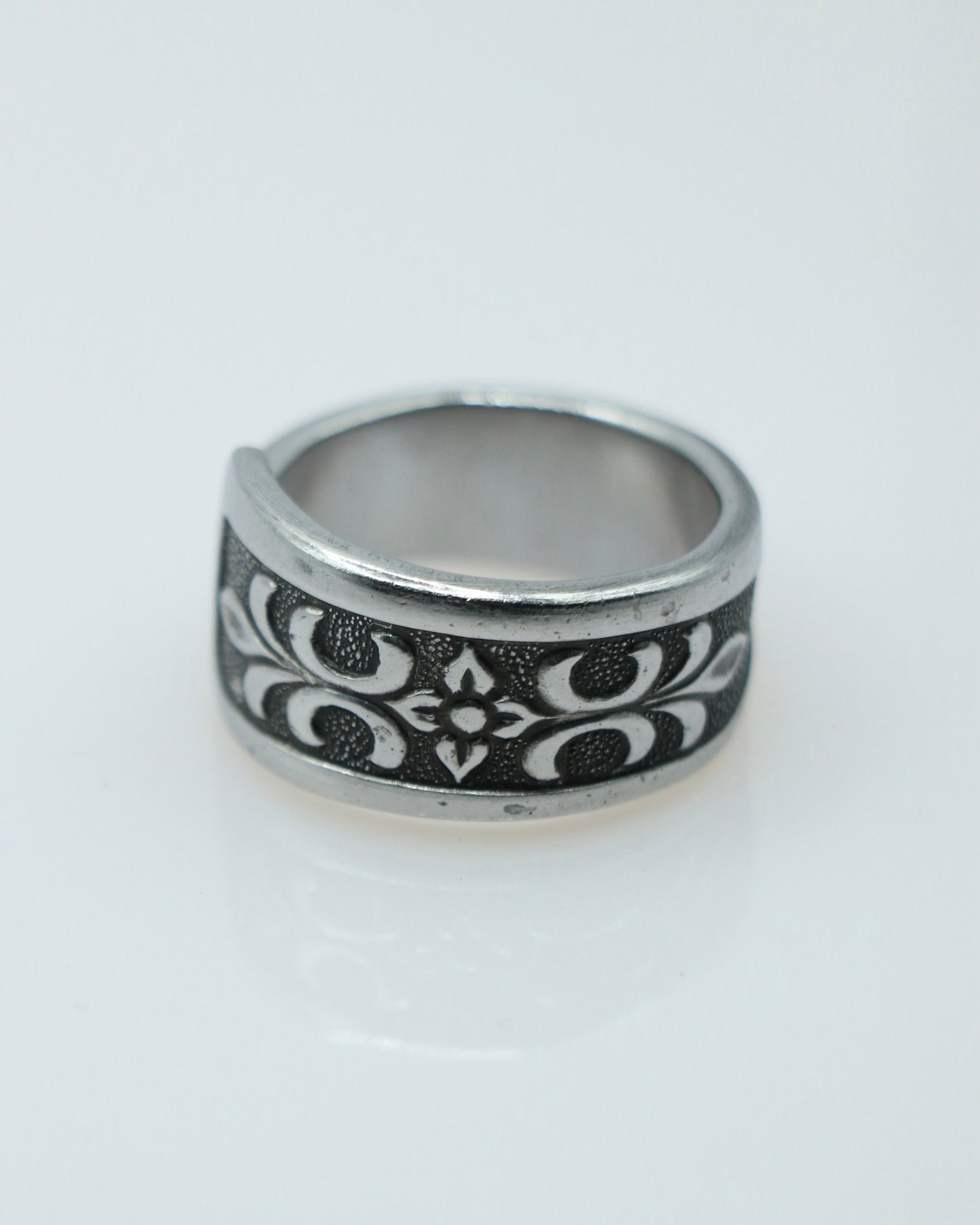 ORNAMENTAL